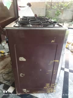 5 burner Corona cooking range with baking area