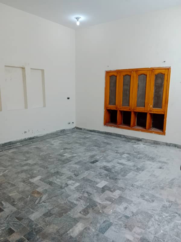 20 Marla Upper Portion For Rent At Thr Prime Location In Guldasht Town B Block 9