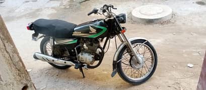 Honda 125 model 2014 larkana Sindh number 0