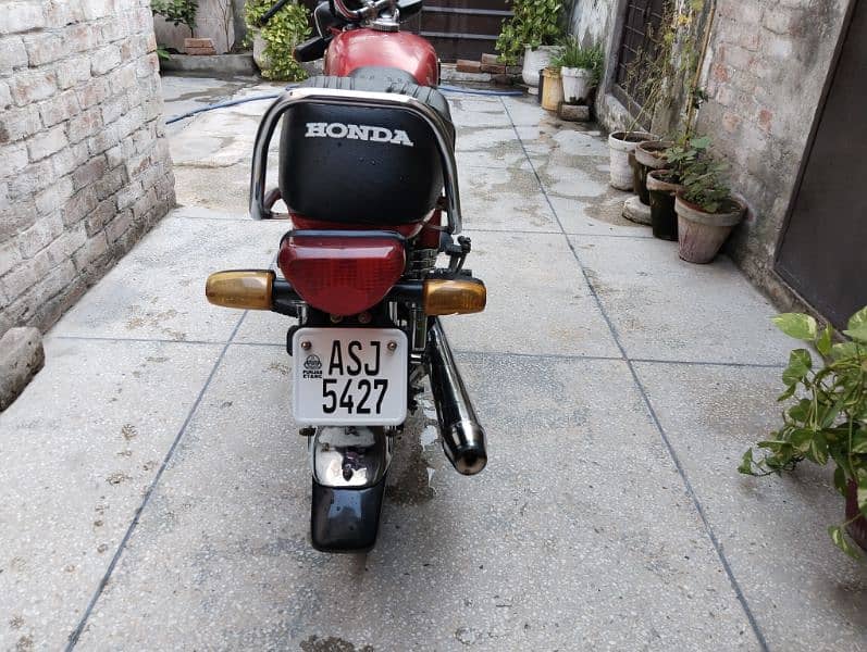 Road Prince 70cc Bike Red Colour Lahore Number Good Condition 1