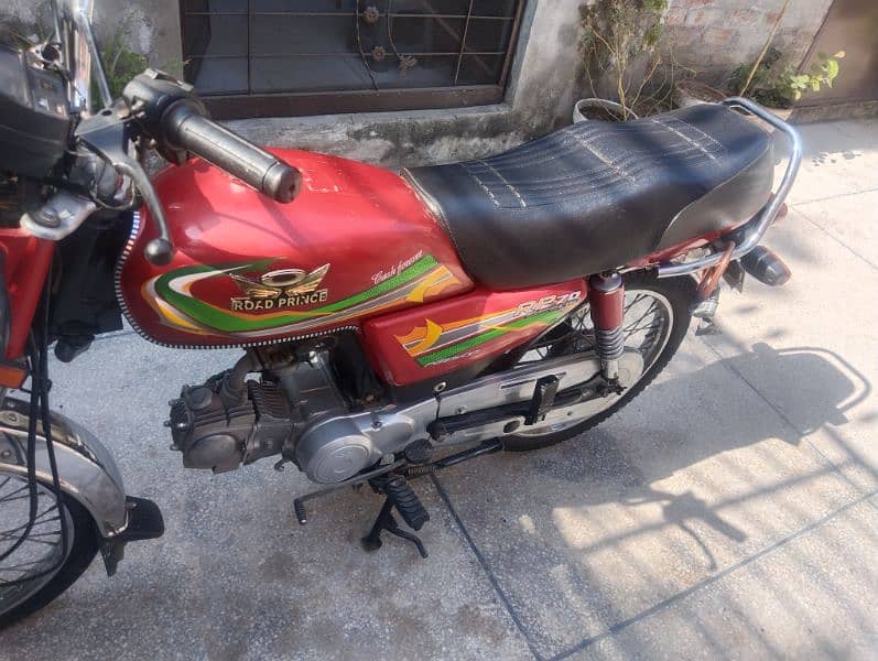 Road Prince 70cc Bike Red Colour Lahore Number Good Condition 19