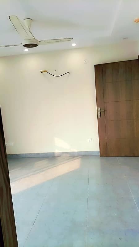 2 Bed Apartment 900 Sqft Available For Rent In Gul mohar Block Sector C Bahria Town Lahore 11