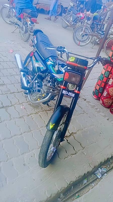 Honda 125 / model 2018 Rawalpindi number with original parts 1