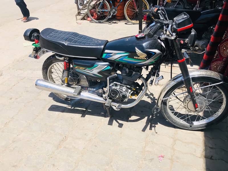 Honda 125 / model 2018 Rawalpindi number with original parts 4