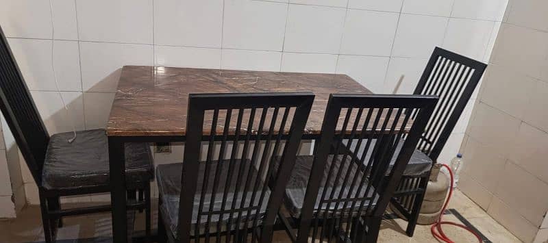 brand new dinning table with 4 chairs 1