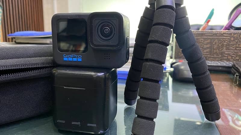 DJI GoPro Hero 10  with Accessories For Sale 3