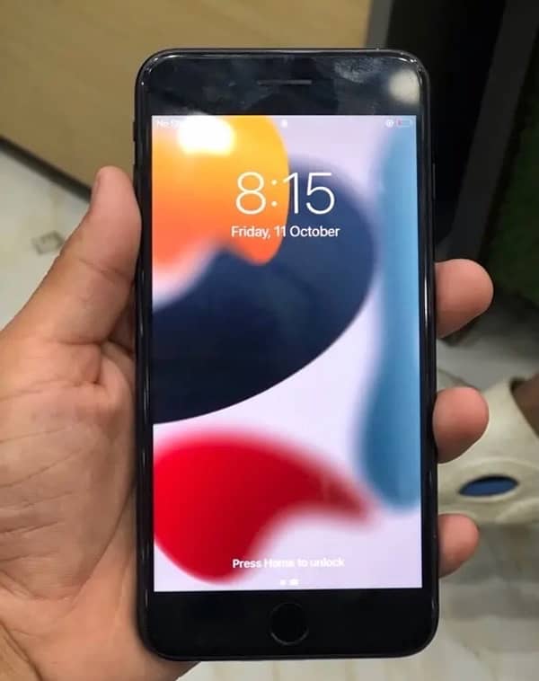 IPHONE 7 plus 10/10 condition Watr pack All ok 0