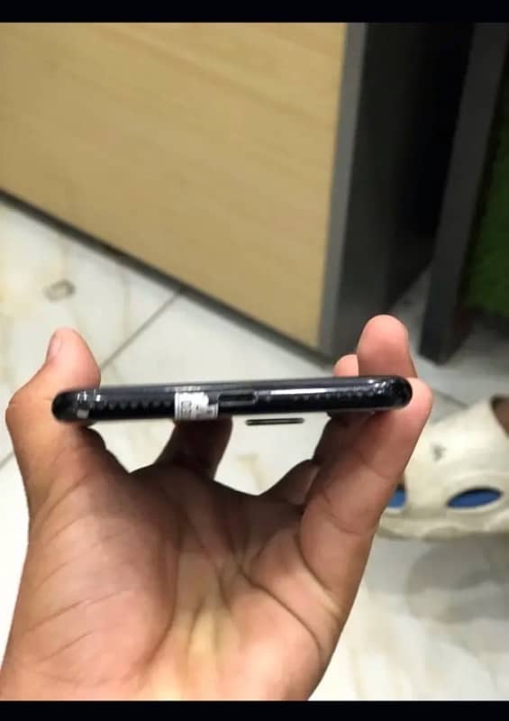 IPHONE 7 plus 10/10 condition Watr pack All ok 4