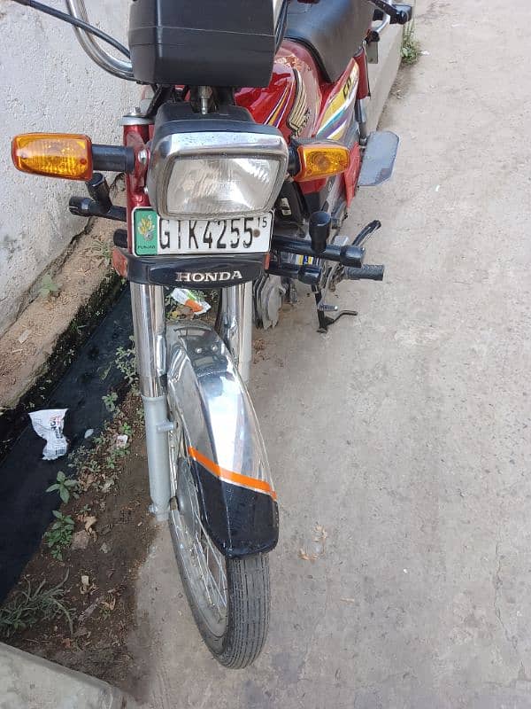 Honda CD 70 very good condition only serious buyers contet me 6