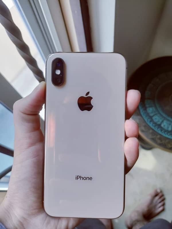 I phone xs 256GB factory unlock  urgent sale 0