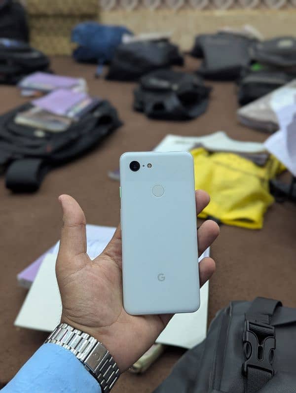 Google pixel 3 with box . . . 4/128 pta approved 1