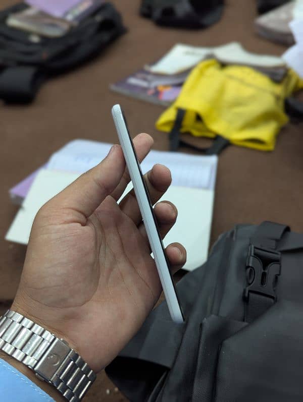 Google pixel 3 with box . . . 4/128 pta approved 3