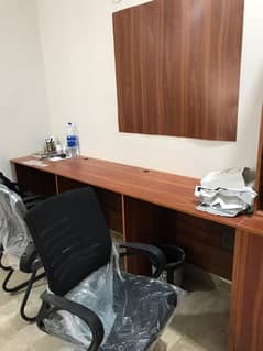 office staff table for 3 people - Chipboard Lamination