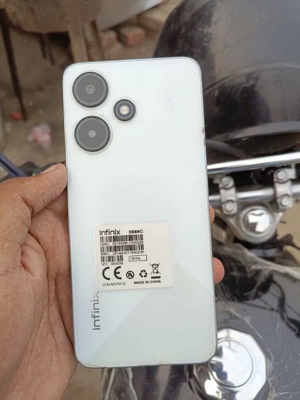 infinix hot 30i 8/128 4