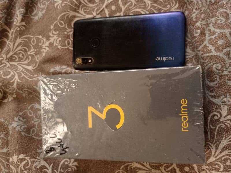 realme 3 for sale with box 0