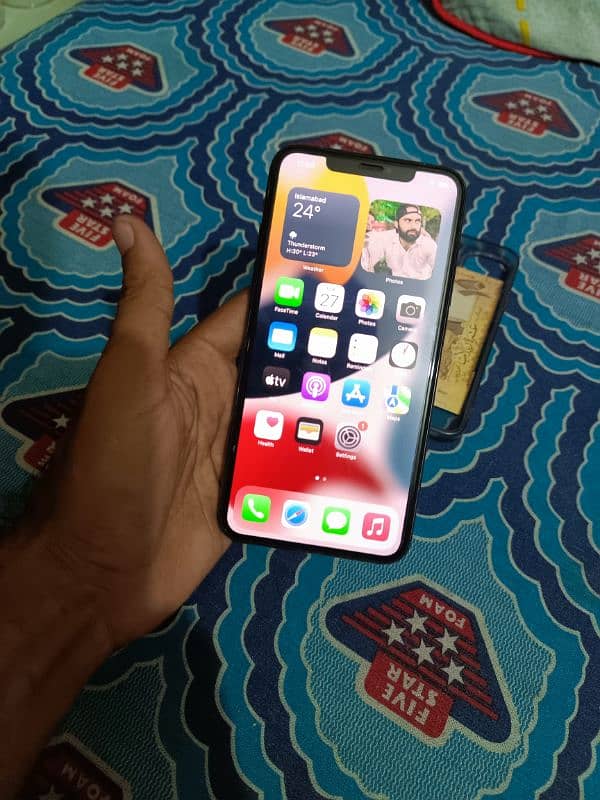 Iphone 11 Pro Max  64GB JV 100BH 5