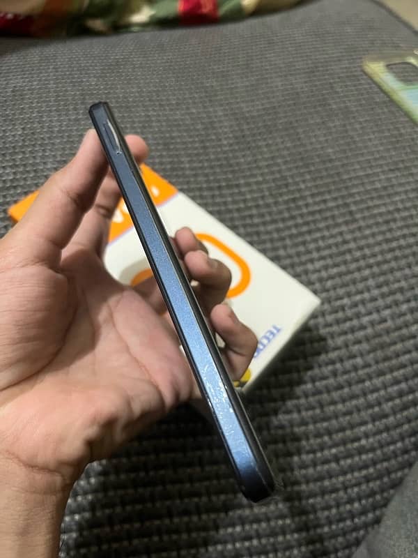 tecno spark go 4+3/64 0