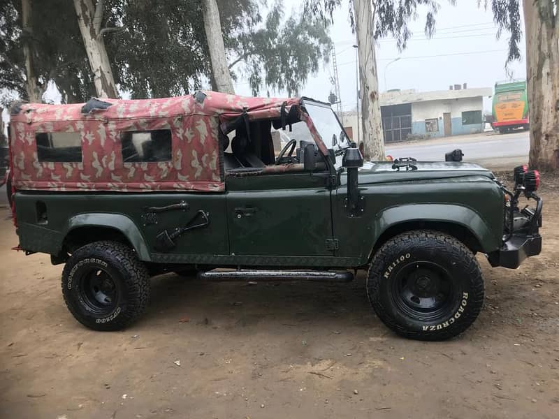 Land Rover Defender 110 1989 Open Hood Jeep 9