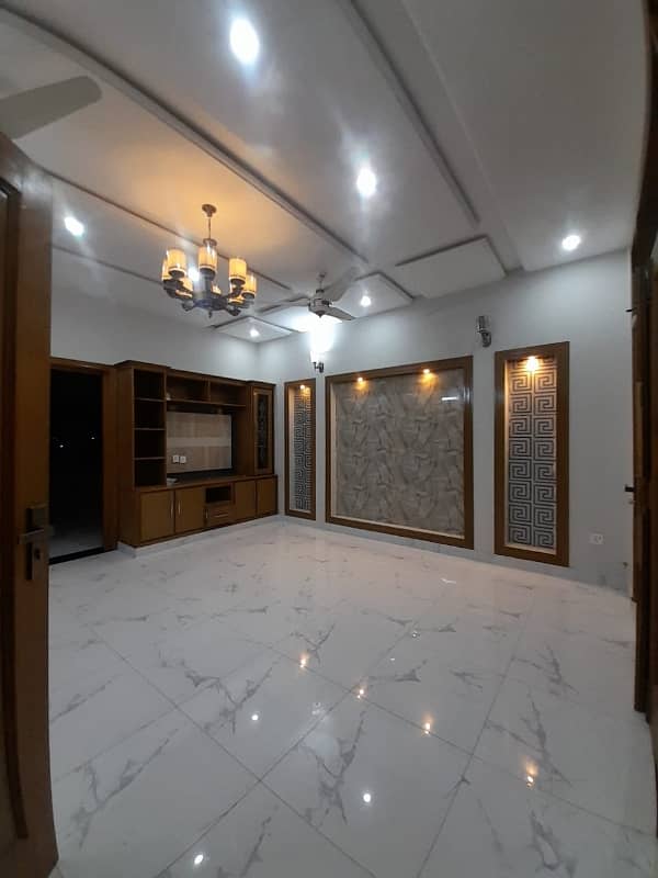 7 Marlas Tile Flooring Ground floor G-13 8