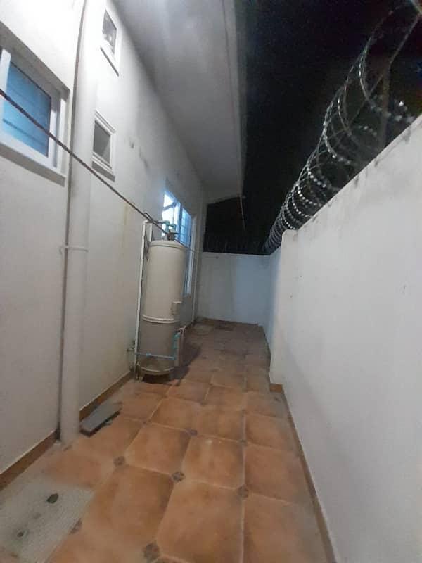 7 Marlas Tile Flooring Ground floor G-13 17