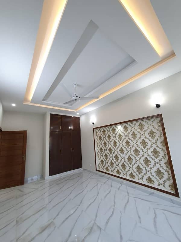 14 Marlas Ground Floor All Facilities Available Near Market & Park G-13 6