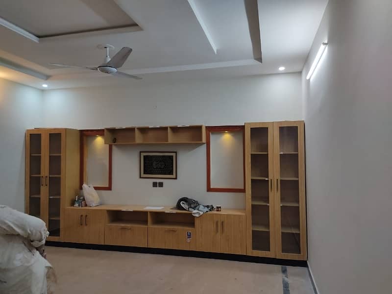 1 Kanal Corner Upper Portion Available All Facilities G-14/4 9