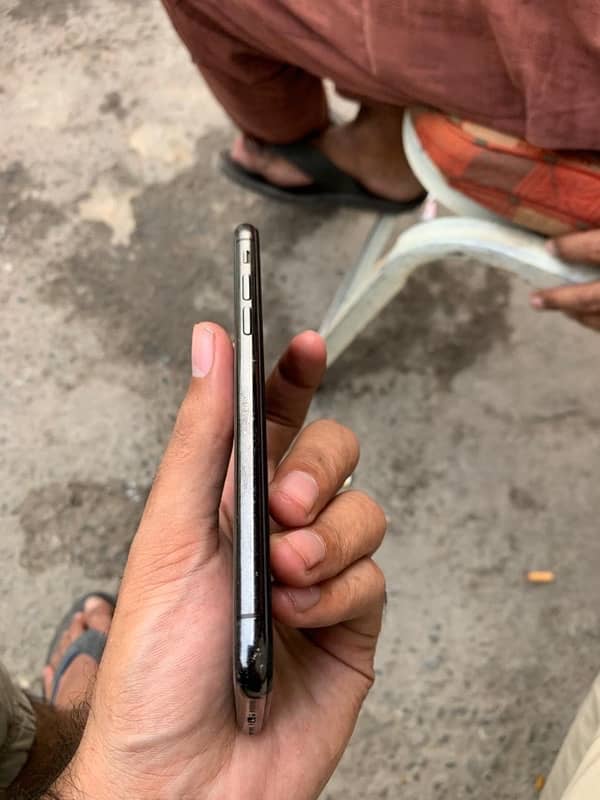 iPhone x pta  approved 256 gp 4