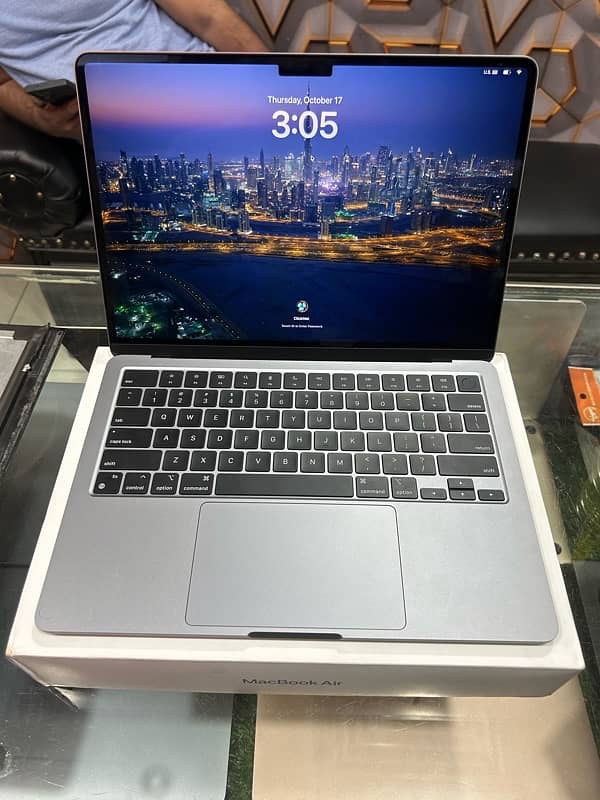 MacBook M3, M3 Pro, M3 Pro Max, M2 Pro, M2 Air, M1 Pro, M1 Air 19