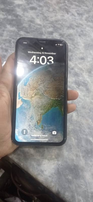 Iphone xr black 128gb 1