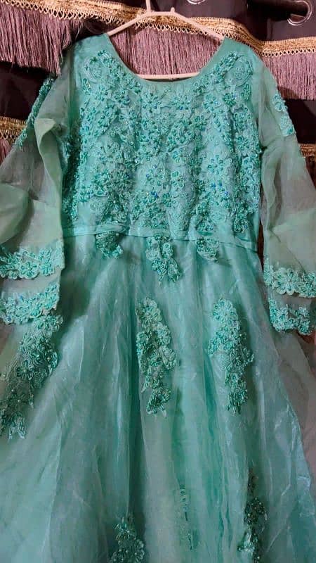 maxi sea green color 2