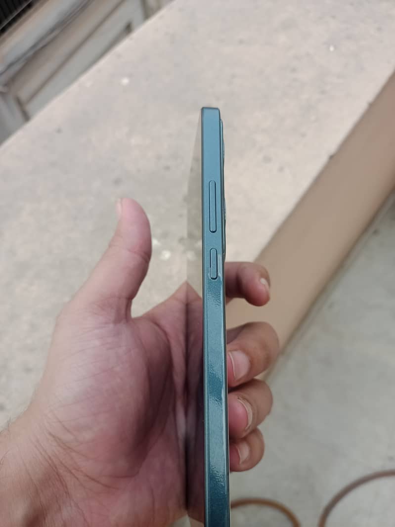 Oppo Reno 11 F 5g . . look like new 10/10 condition. . urgent sale 5