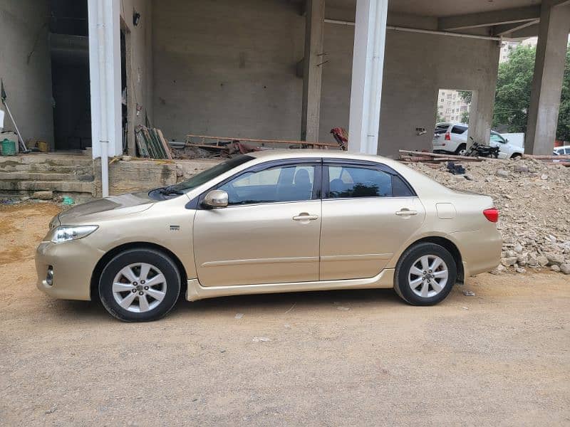 Toyota Corolla Altis 2012 1