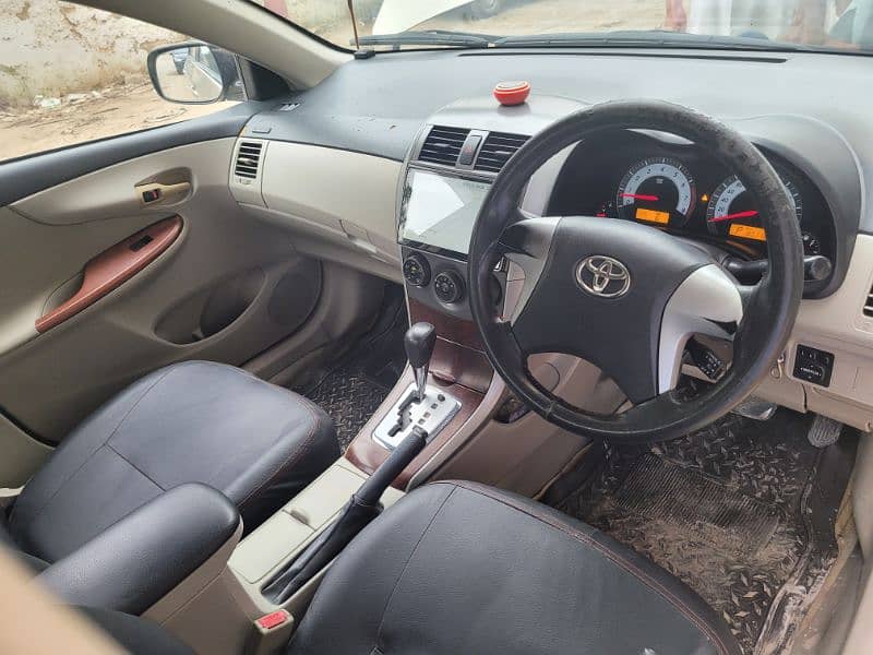 Toyota Corolla Altis 2012 8