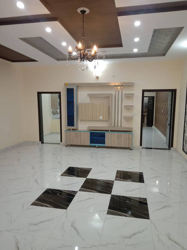 10 Marla Brand New Lower Portion For Rent Alama Iqbal Town Lahore 0