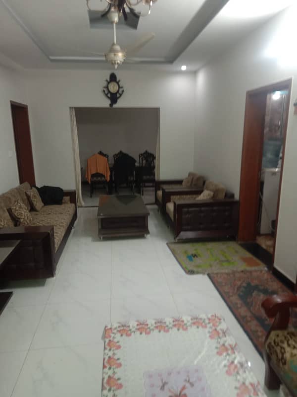 10 Marla House Is Available For sale In Allama Iqbal Town 17