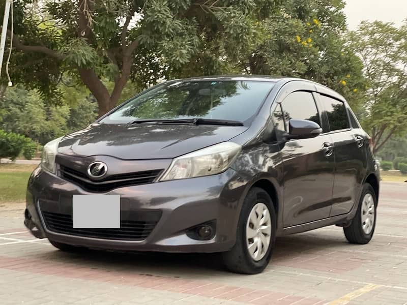 Toyota Vitz 2012 2016 lahore original condition 2