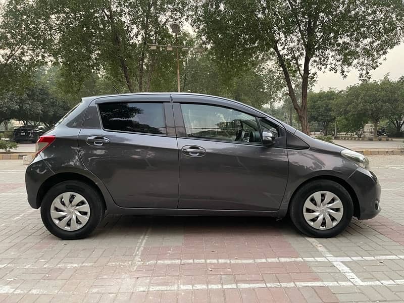 Toyota Vitz 2012 2016 lahore original condition 15