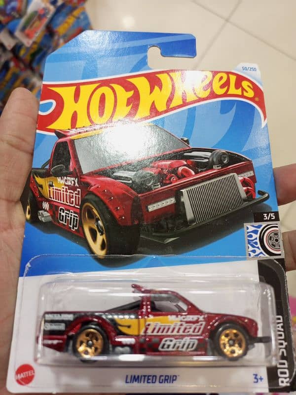 Hot Wheels Dinkes 3