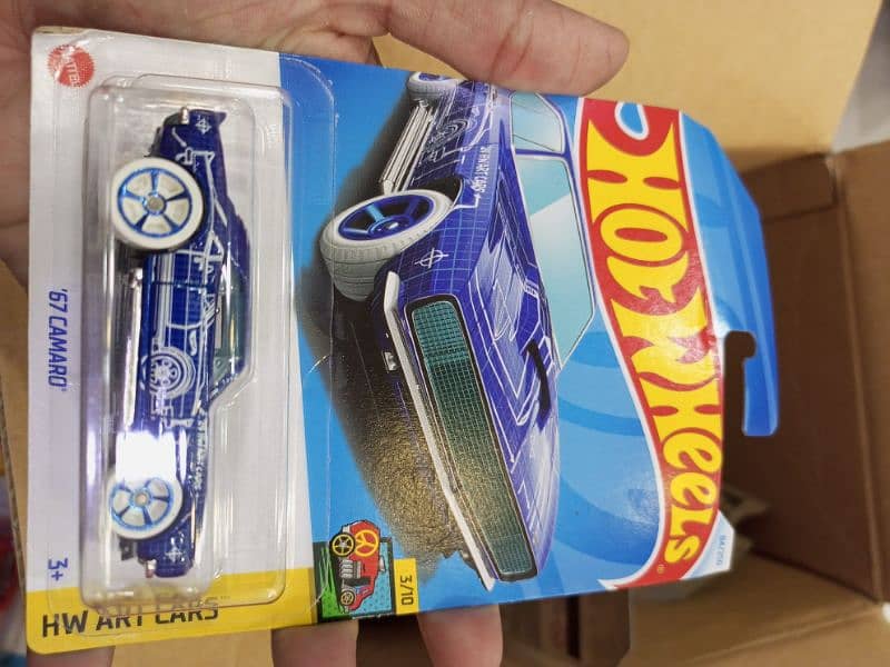 Hot Wheels Dinkes 9