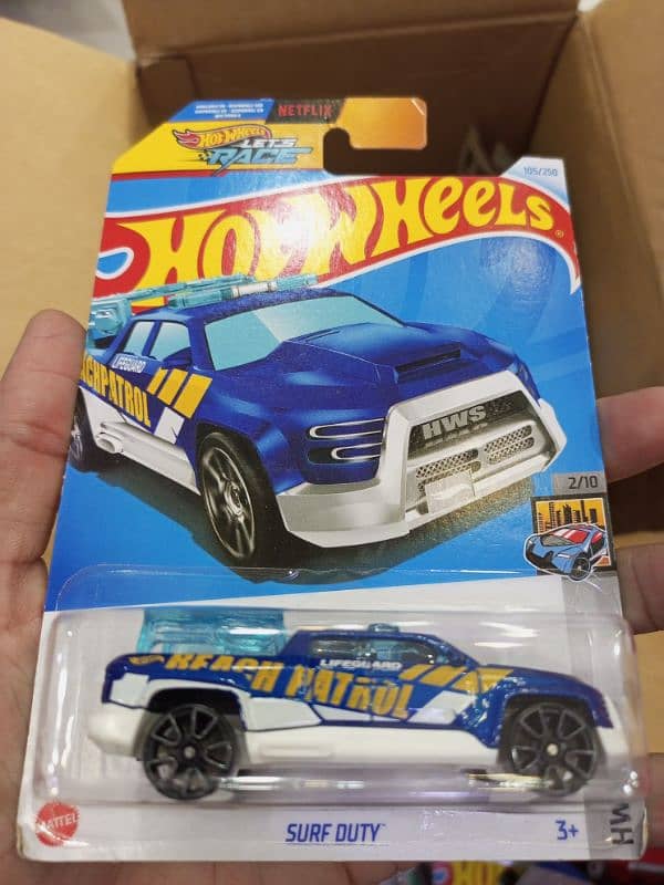 Hot Wheels Dinkes 11