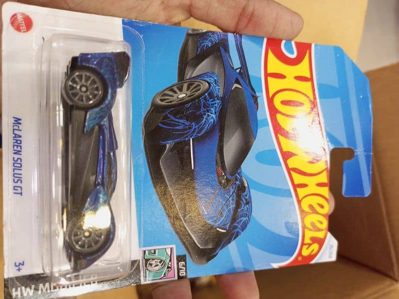 Hot Wheels Dinkes 15