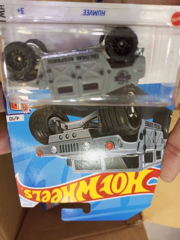 Hot Wheels Dinkes 18