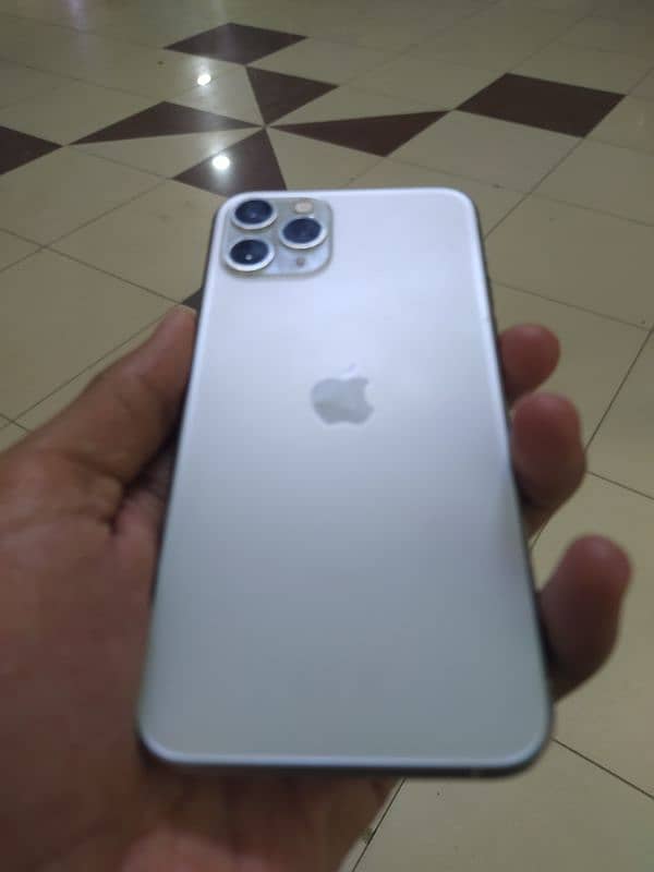 Iphone 11 pro 8