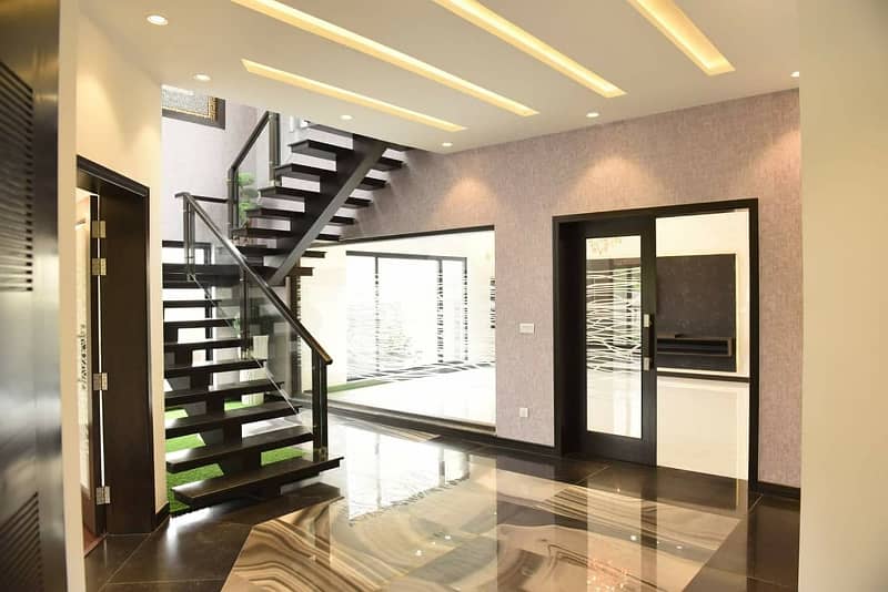 1 Kanal Slightly Used Unique Modern Design House For Sale in HBFC Society, Close to park near to DHA Phase 5 2