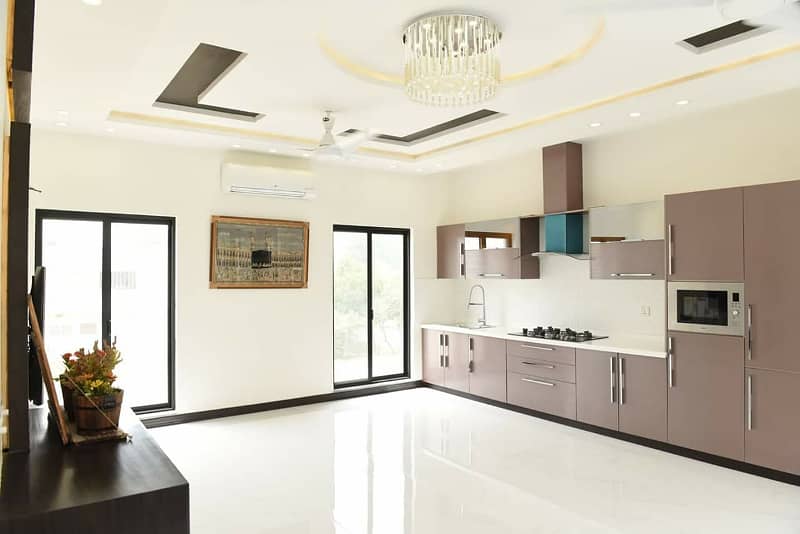 1 Kanal Slightly Used Unique Modern Design House For Sale in HBFC Society, Close to park near to DHA Phase 5 9