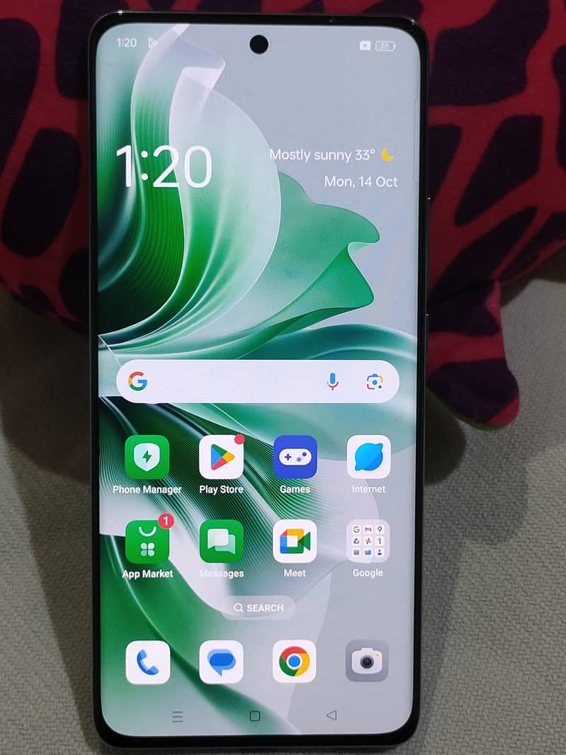 Oppo Reno 115G 10/10 condition under warranty. 1