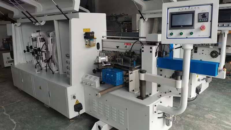 Fully Automatic Edge banding Machines / Banding Machines for sale 0