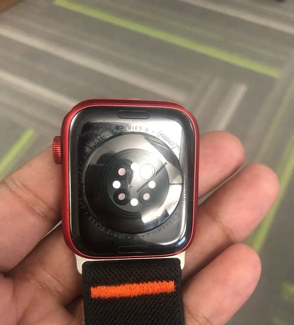 Apple Watch Series 6 44mm 4