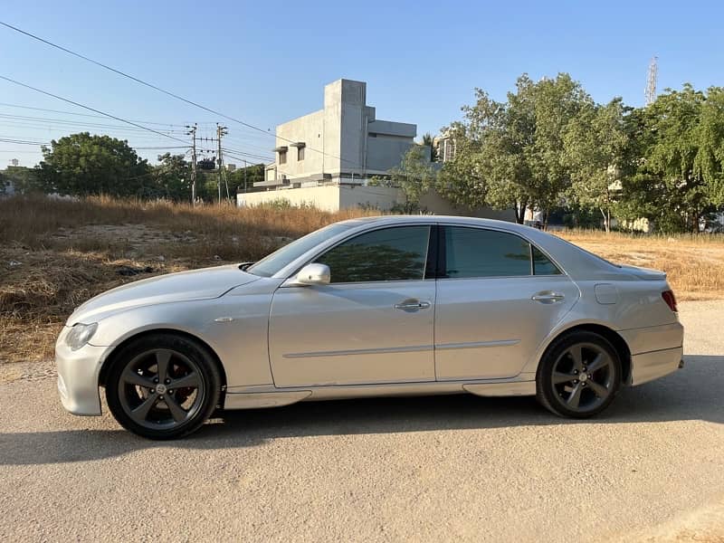 Toyota Mark X 2004 8