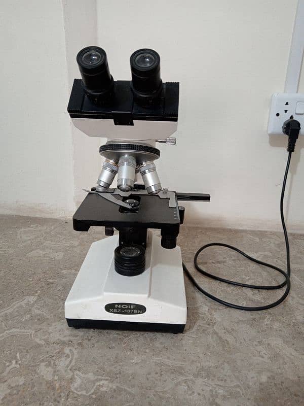 Microscope BIKUL new hy 6